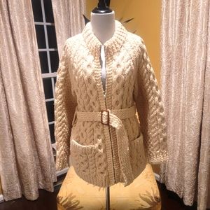 Vintage/Retro Belted Chunky Knit Sweater